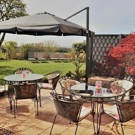 Braun Appartement Waldbrunn (Baden-Wurttemberg)